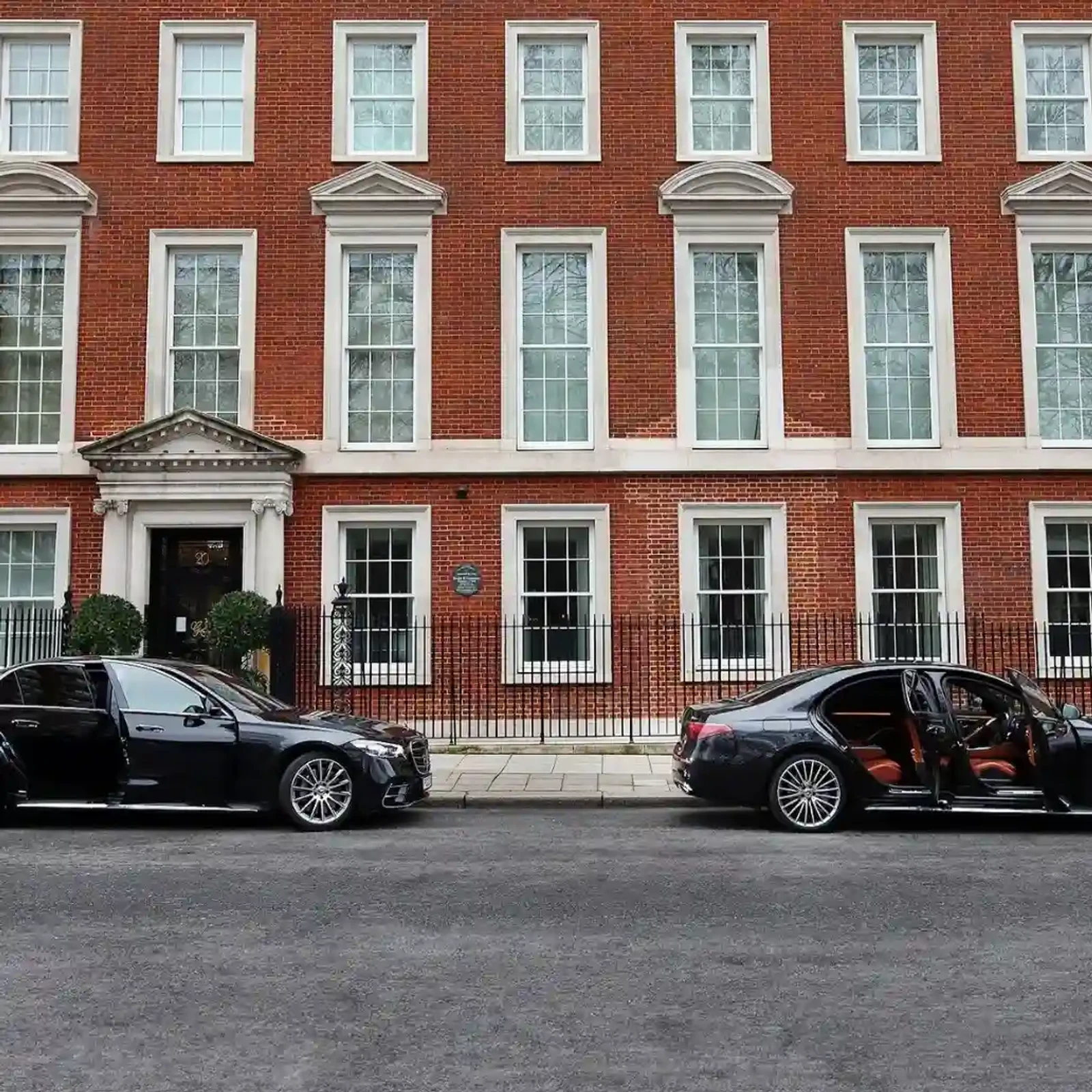 Electric chauffeur fleet charging, reducing carbon footprint for Milton Keynes journeys
